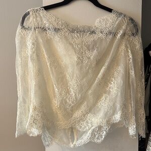 Martina Liana Cream Lace Top